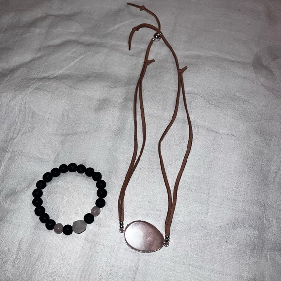 Pink stone jewelry - Picture 5 of 7